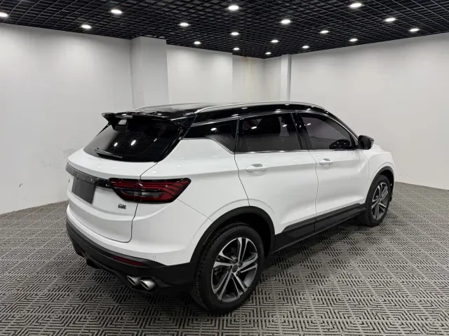 Geely Binyue — Фото автомобиля 7