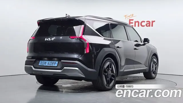 Kia EV9 — Фото автомобиля 2