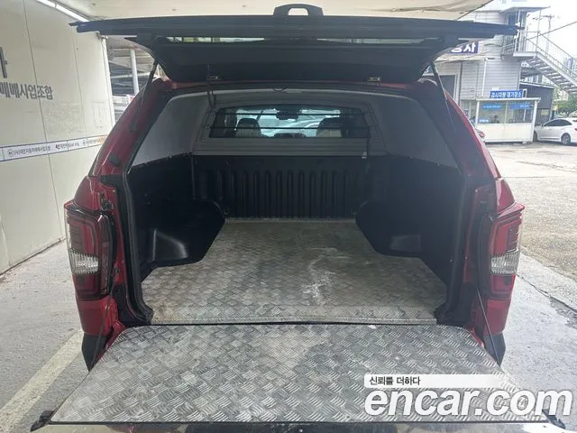 KG_Mobility_Ssangyong Rexton Новый Rexton Sport Khan Дизель 2.2 4WD — Фото автомобиля 20