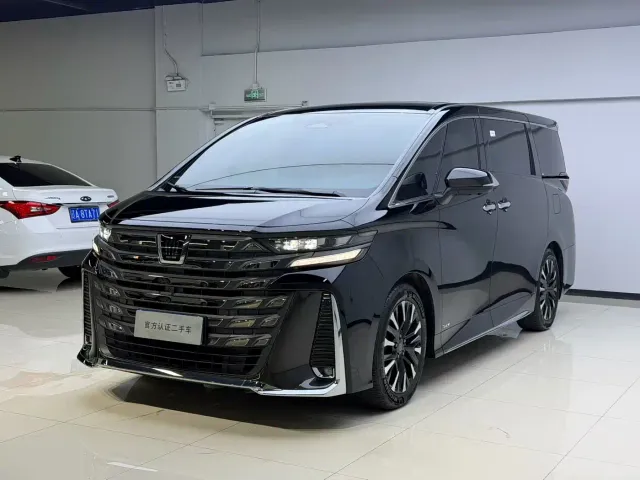 Фотография автомобиля — Toyota Vellfire