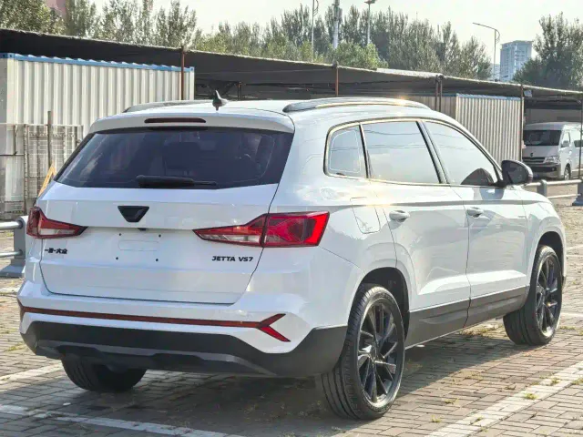 Jetta VS7 — Фото автомобиля 9