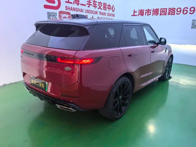Land Rover Range Rover Sport — Фото автомобиля 4