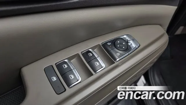 Kia Carnival — Фото автомобиля 27