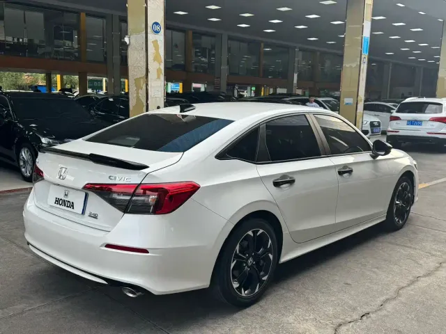 Honda Civic — Фото автомобиля 7