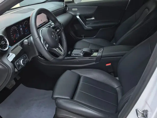 Mercedes-Benz A-Class — Фото автомобиля 15