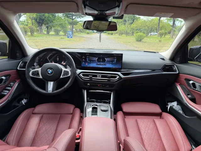 BMW 3 Series — Фото автомобиля 10