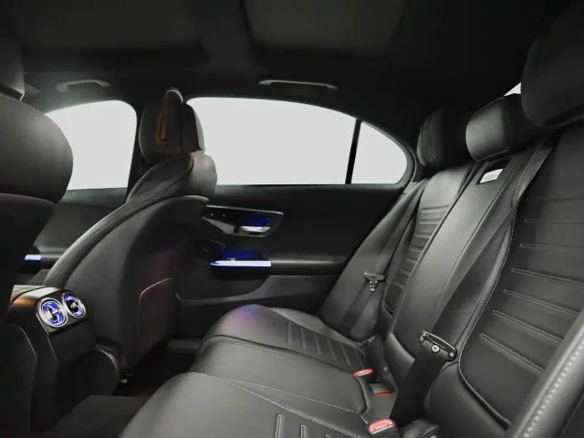 Mercedes-Benz C-Class — Фото автомобиля 5