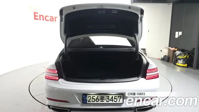 Genesis G80 RG3 — Фото автомобиля 26