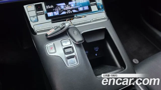 Hyundai Grandeur New — Фото автомобиля 12