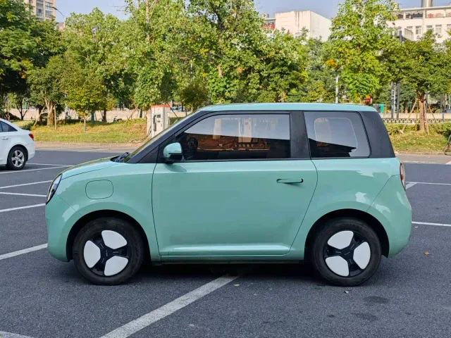 Changan Lumin — Фото автомобиля 4