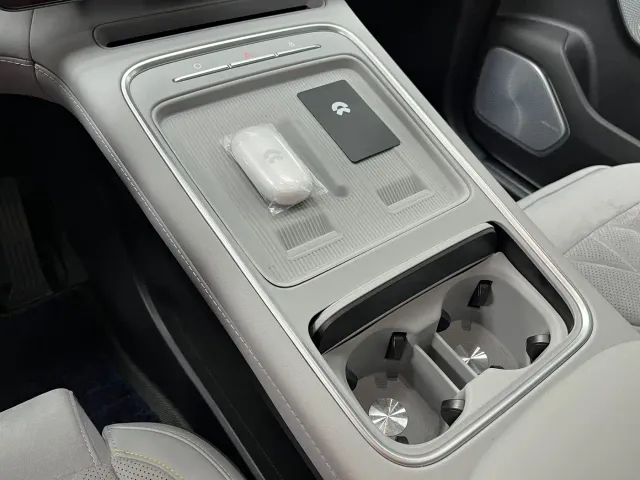 Nio EC6 — Фото автомобиля 16