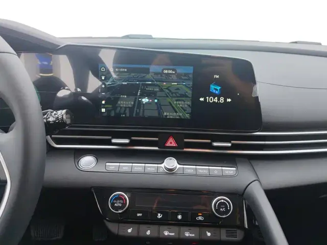 Hyundai Elantra — Фото автомобиля 13