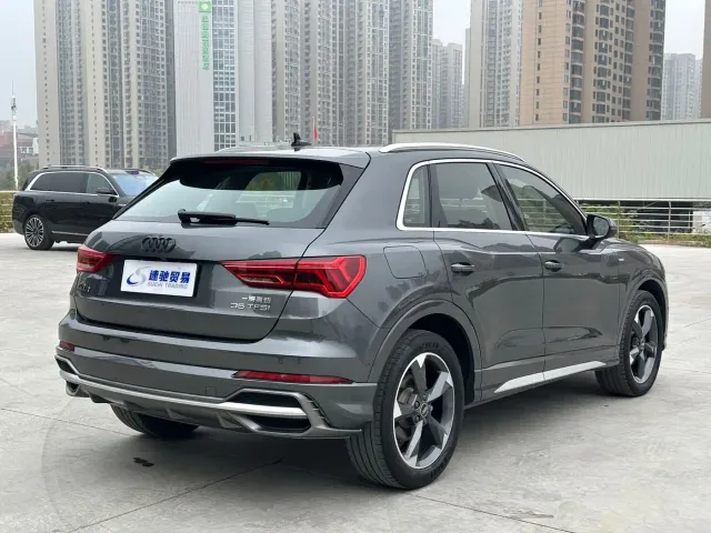 Audi Q3 — Фото автомобиля 6