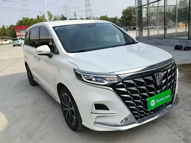 Roewe iMAX8 — Фото автомобиля 3