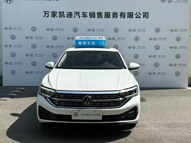 Volkswagen Sagitar — Фото автомобиля 2