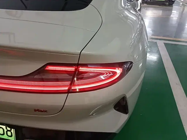 Xiaomi SU7 — Фото автомобиля 7
