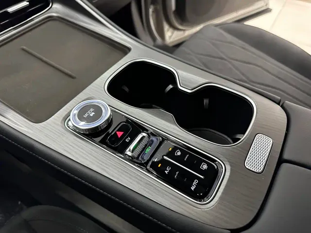 Chery Fengyun T8 — Фото автомобиля 19