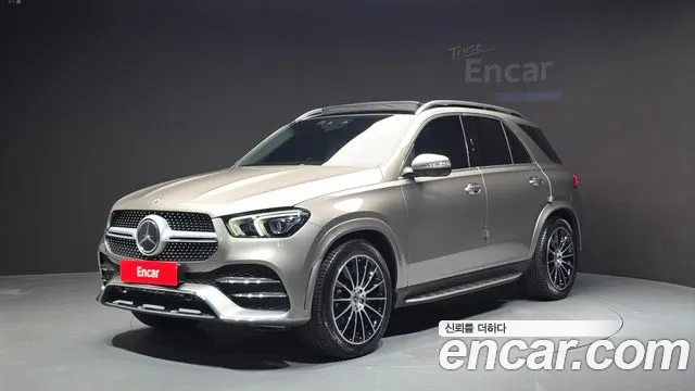 Mercedes-Benz GLE-Class — Фото автомобиля 3