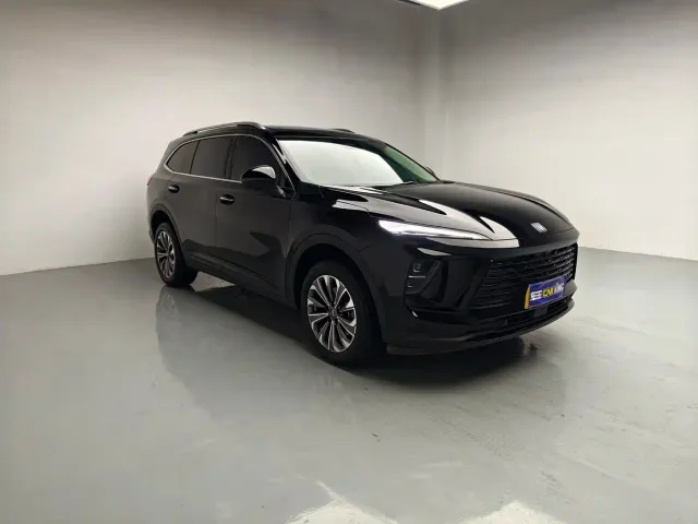 Buick Envision Plus — Фото автомобиля 3