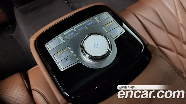 Genesis G80 Бензин 2.5 турбо AWD — Фото автомобиля 20