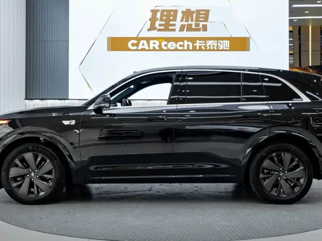 Li Auto L7 — Фото автомобиля 3