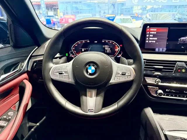 BMW BMW 5 Series 2023 530Li Leading M Sport Package — Фото автомобиля 9