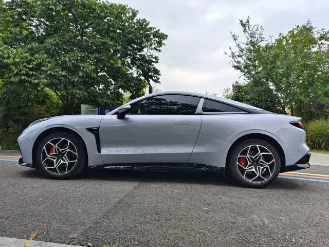Hozon Neta GT — Фото автомобиля 8