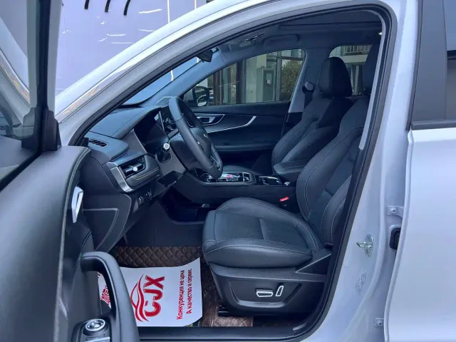 Chery Tiggo 8 — Фото автомобиля 7