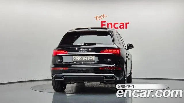 Audi Q5 FY — Фото автомобиля 4