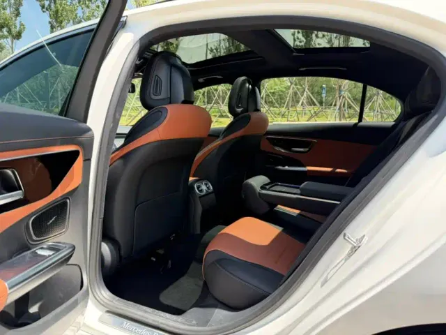 Mercedes-Benz C-Class — Фото автомобиля 13