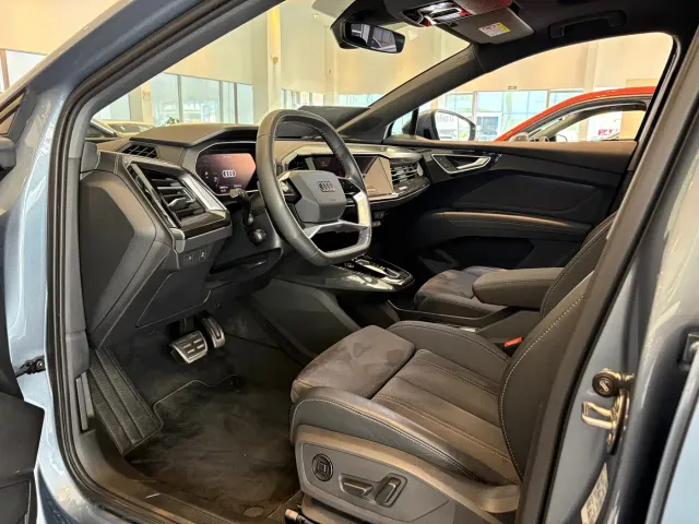 Audi Audi Q4 e-tron 2023 40 e-tron Innovation Edition — Фото автомобиля 4