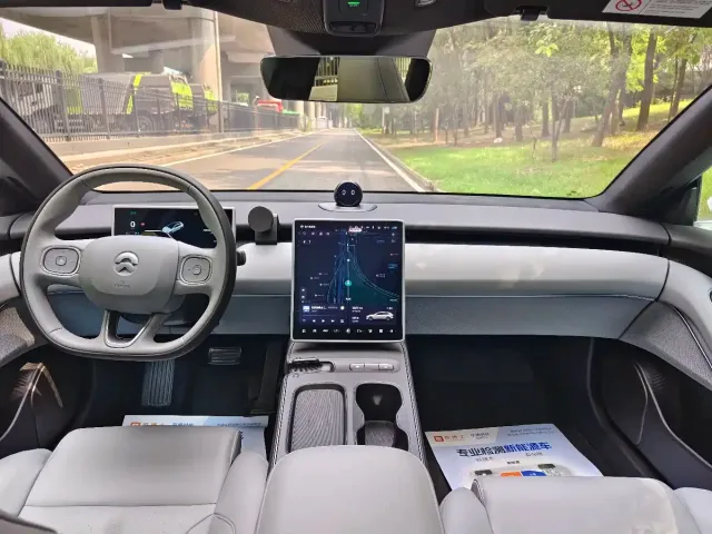 Nio ET5 Touring — Фото автомобиля 11