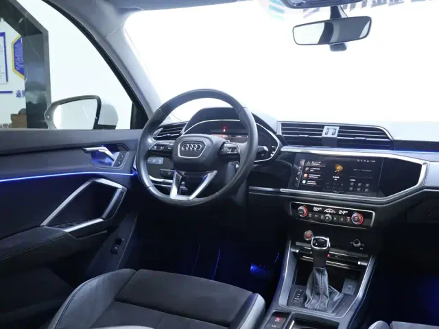 Audi Q3 — Фото автомобиля 14