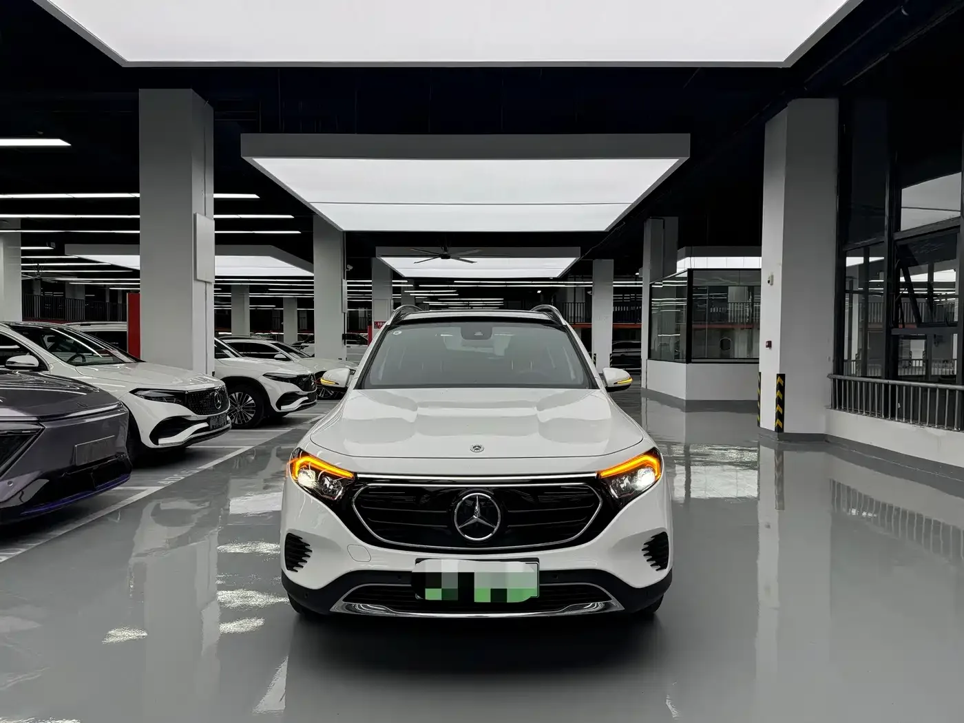 Mercedes-Benz Mercedes-Benz EQB 2023 EQB 260 — Фото автомобиля 2