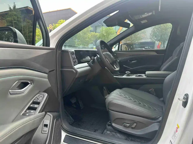 BYD Song L DM-i — Фото автомобиля 5