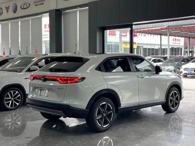 Honda Vezel — Фото автомобиля 16