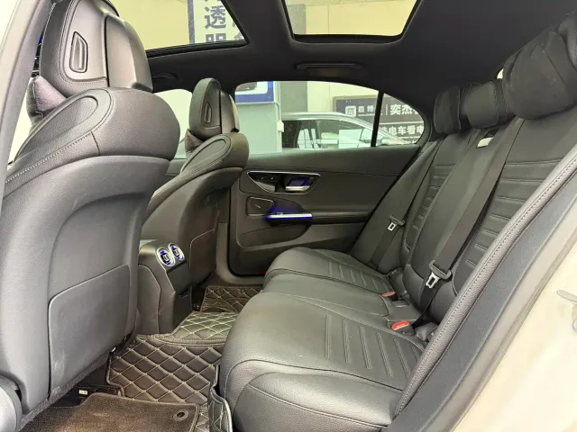 Mercedes-Benz C-Class — Фото автомобиля 6