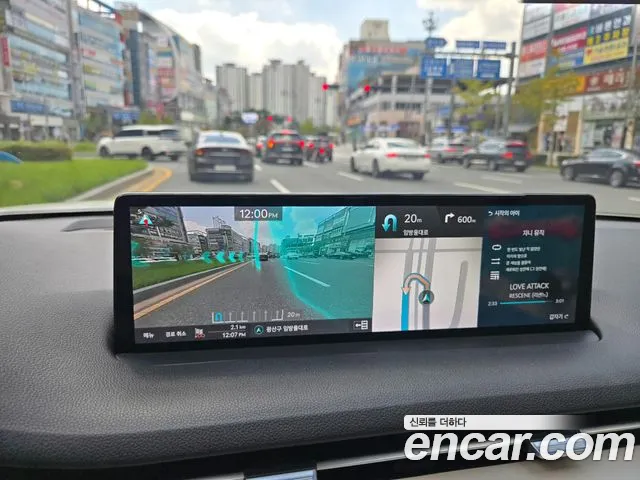 Genesis GV70 — Фото автомобиля 18