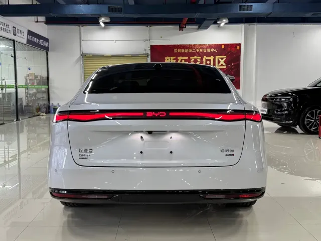 BYD Seal 08 — Фото автомобиля 4