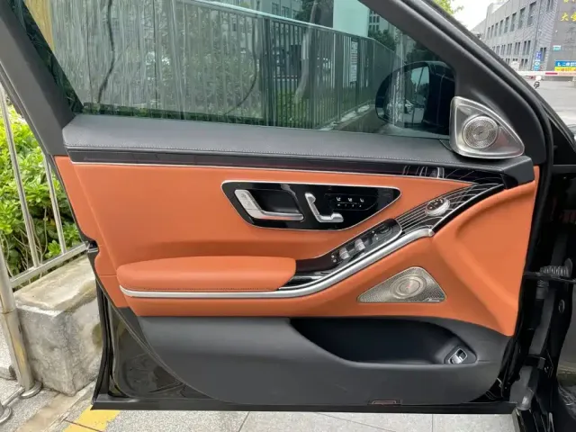 Mercedes-Benz S-Class — Фото автомобиля 10