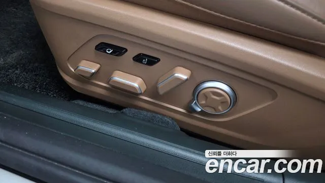 Hyundai Grandeur — Фото автомобиля 6