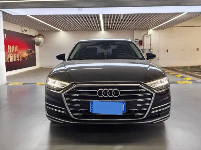 Audi A8 — Фото автомобиля 2