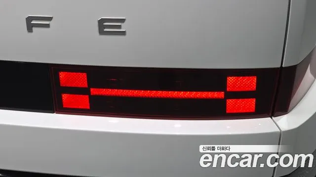 Hyundai Santa Fe MX5 — Фото автомобиля 8