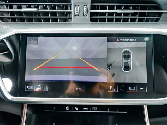 Audi A7L — Фото автомобиля 11