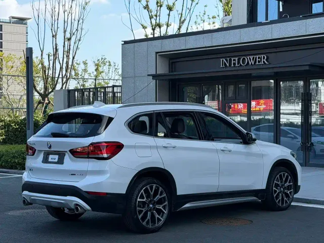 BMW X1 — Фото автомобиля 13