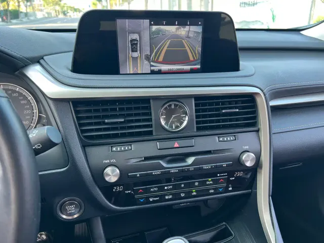 Lexus RX — Фото автомобиля 6
