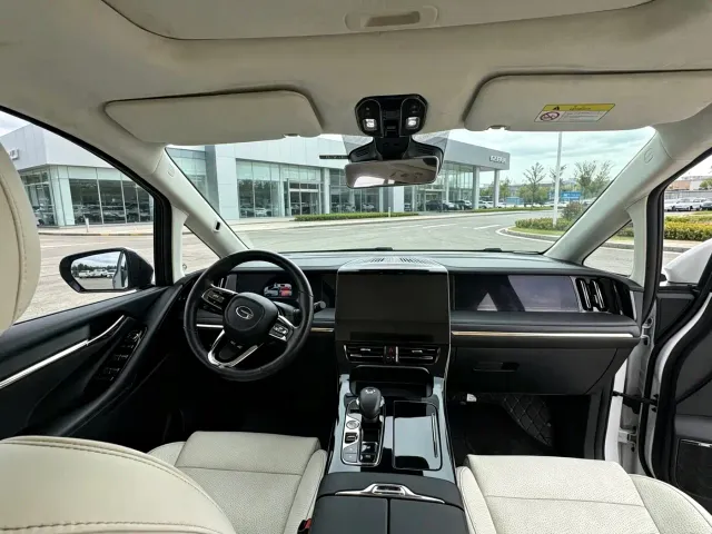 GAC Trumpchi E9 — Фото автомобиля 6