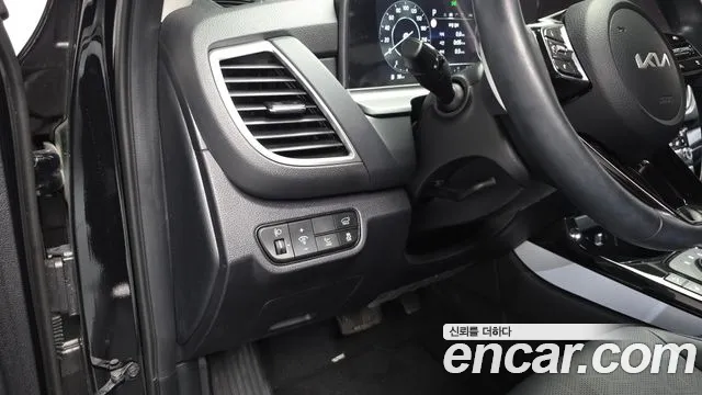 Kia Seltos — Фото автомобиля 12