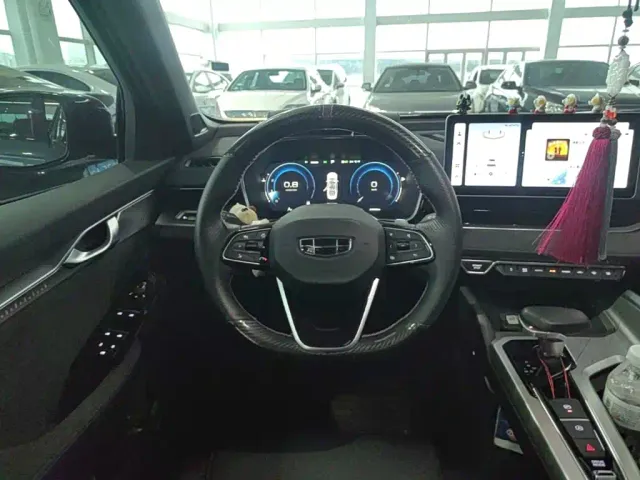 Geely Xingrui — Фото автомобиля 10