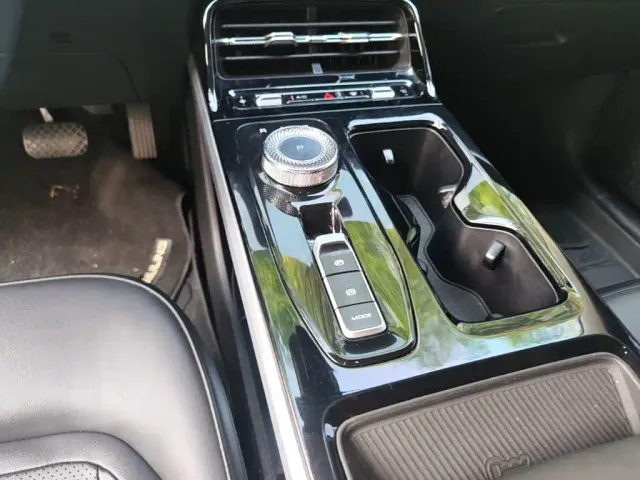 Wuling Starlight — Фото автомобиля 13